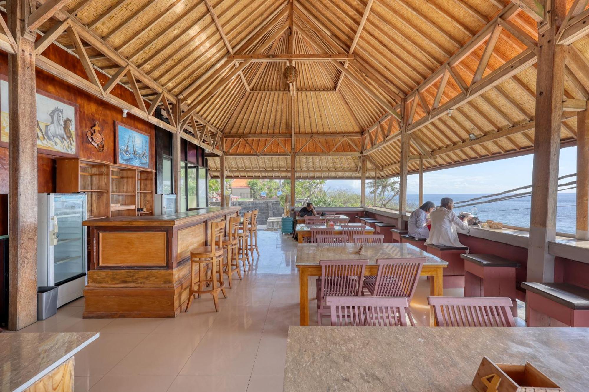 Manta Cottage Seaview Plus Batununggul Exterior photo